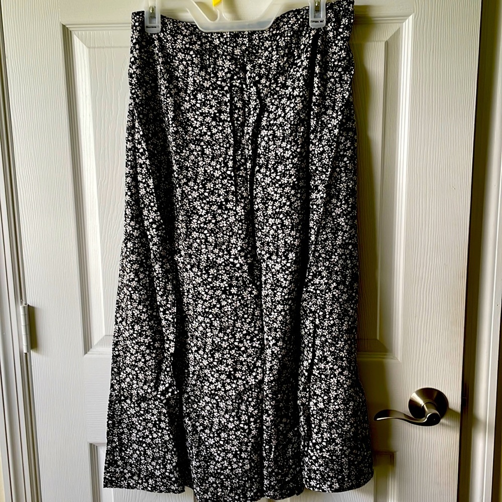 Womens Maxi Skirt with front slit brand new never worn